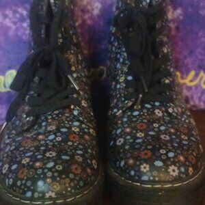 Cute Doc Martin's style boots